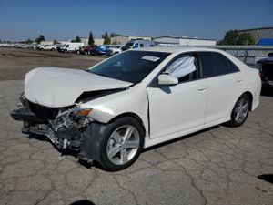 Toyota Camry L 2.5L 4 2014