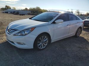 Hyundai Sonata SE 2.4L 4 2012