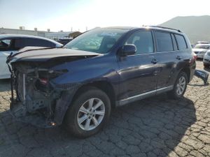 Toyota Highlander BASE 2.7L 4 2012