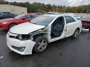 Toyota Camry L 2.5L 4 2014