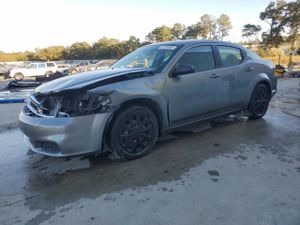 Dodge Avenger SE 2.4L 4 2013