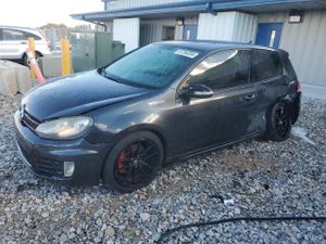Volkswagen Golf 2.0L 4 2010