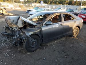 Toyota Camry BASE 2.5L 4 2011