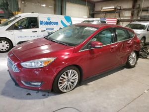 Ford Focus TITANIUM 2.0L 4 2015