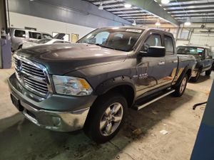 RAM 1500 SLT 5.7L 8 2013
