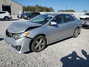 Toyota Camry BASE 2.5L 4 2012
