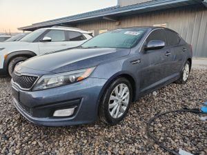 Kia Optima LX 2.4L 4 2015