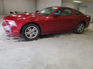 Ford Mustang 3.7L 6 2014
