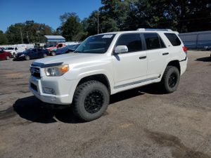 Toyota 4Runner SR5 4.0L 6 2013