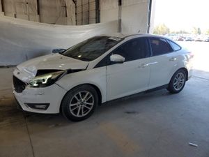 Ford Focus SE 2.0L 4 2015
