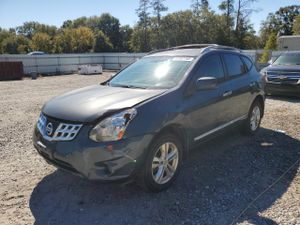 Nissan Rogue S 2.5L 4 2013