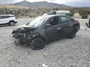 Nissan Versa S 1.6L 4 2014
