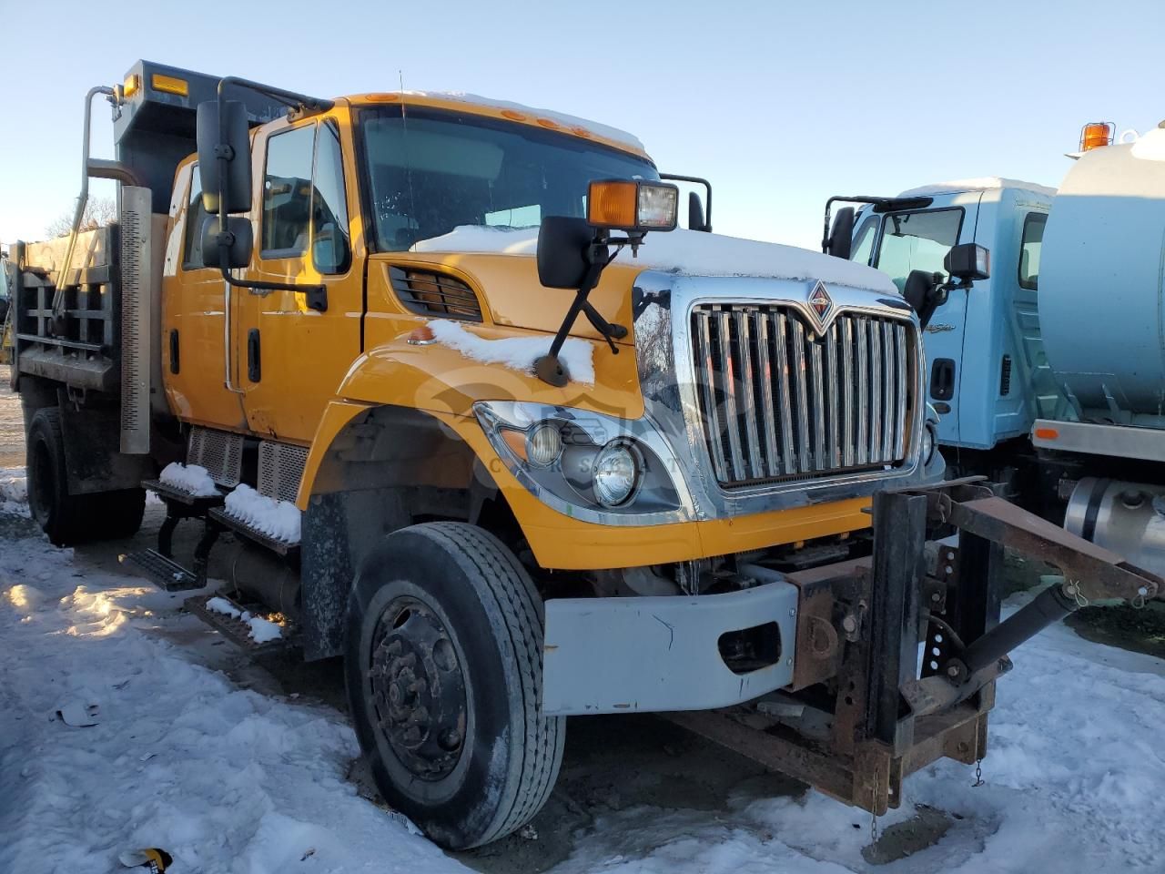 International WorkStar / 7000 Series 7500 9.3L 6 2014
