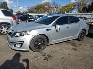 Kia Optima LX 2.4L 4 2015