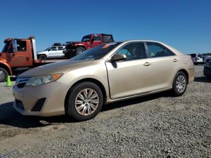 Toyota Camry BASE 2.5L 4 2012