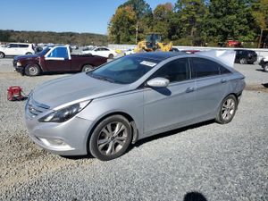 Hyundai Sonata SE 2.4L 4 2013