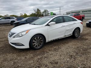 Hyundai Sonata SE 2.4L 4 2014