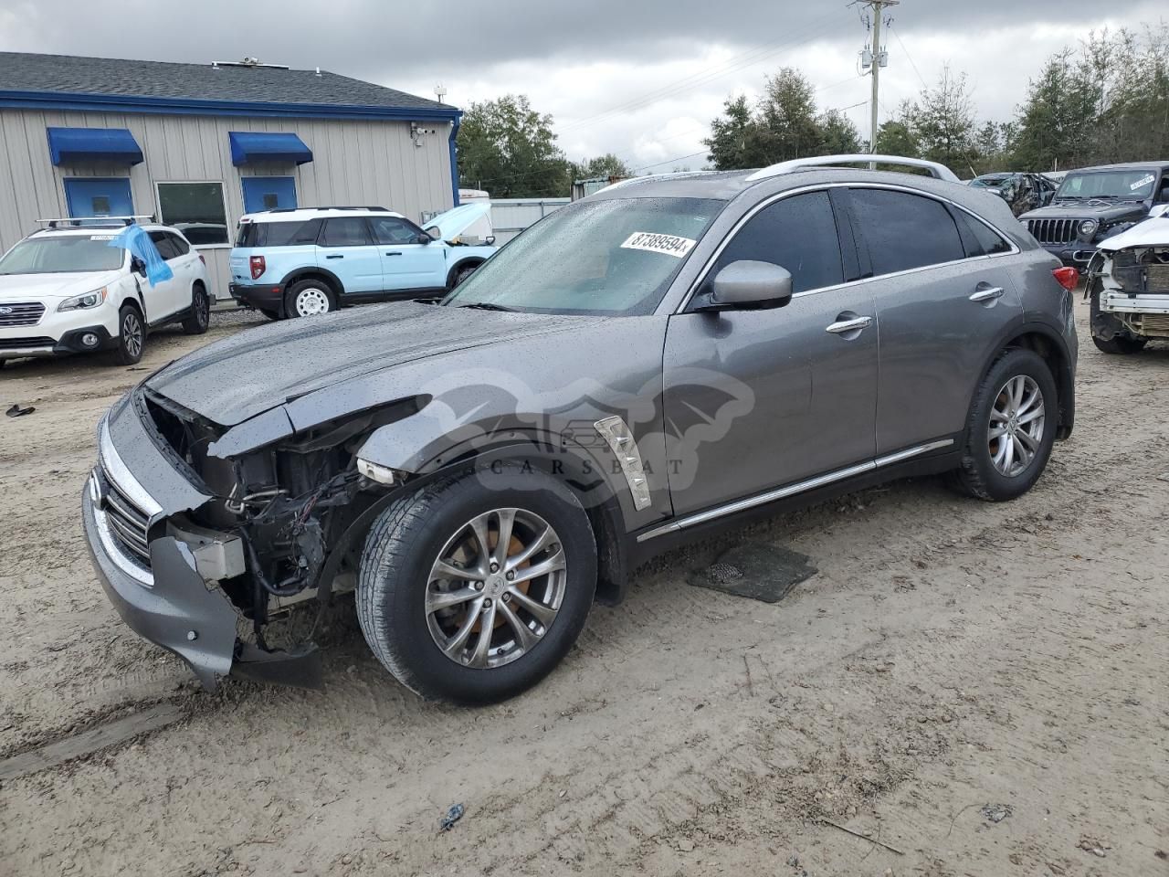 Infiniti FX 3.7L 6 2013