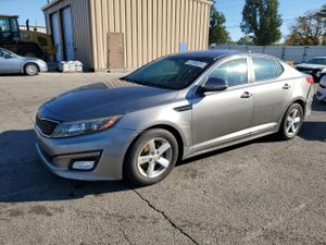 Kia Optima LX 2.4L 4 2015