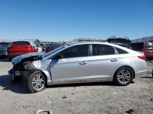 Hyundai Sonata SE 2.4L 4 2017