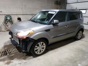 Kia Soul + 2.0L 4 2013