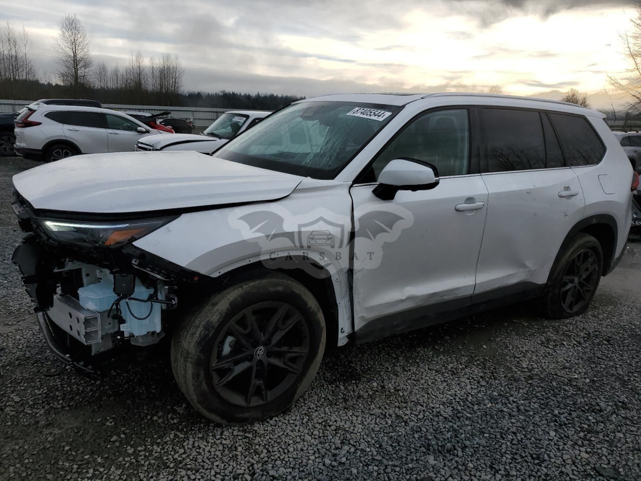 Toyota Grand Highlander XLE 2.4L 4 2024