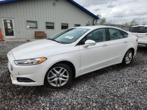 Ford Fusion SE 2.5L 4 2013