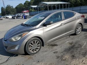 Hyundai Elantra SE 1.8L 4 2014