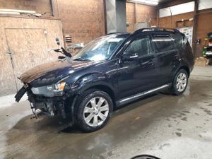 Mitsubishi Outlander SE 2.4L 4 2013