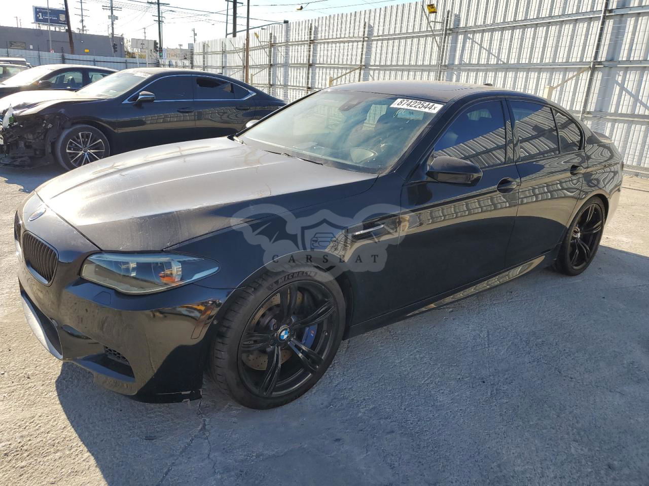 BMW M5 4.4L  8 2014