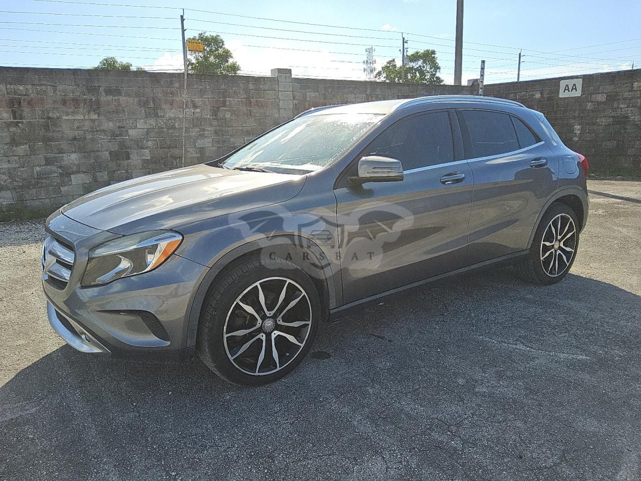 Mercedes-Benz GLA 250 4MATIC 2.0L 4 2015