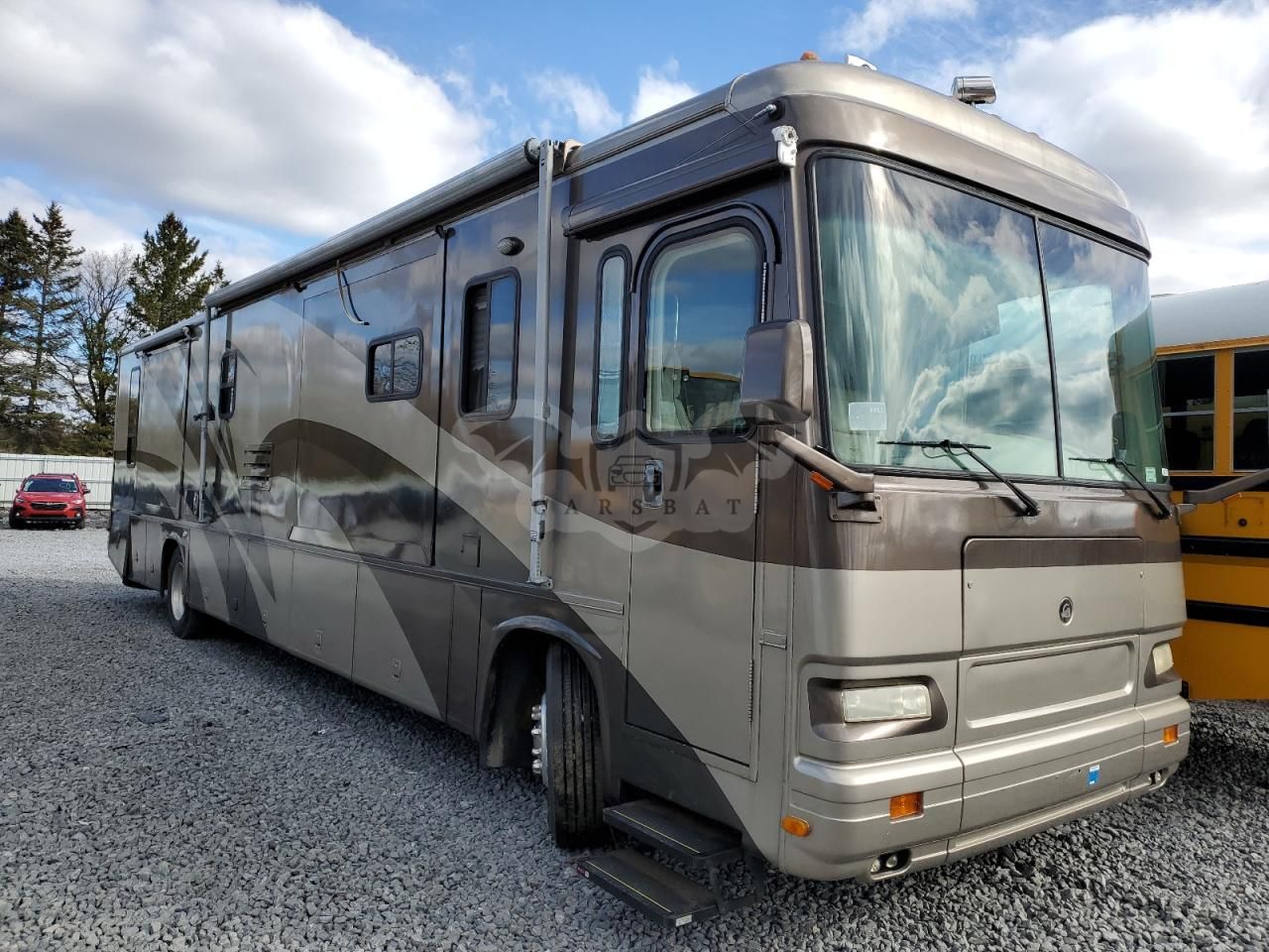 Freightliner X-line X LINE MOTOR HOME 8.6L 6 2003