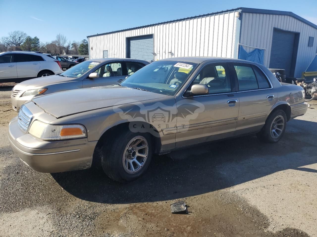 Ford Crown 4.6L 8 2001
