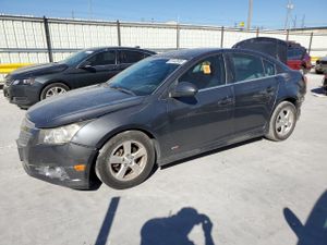 Chevrolet Cruze LT 1.4L 4 2013