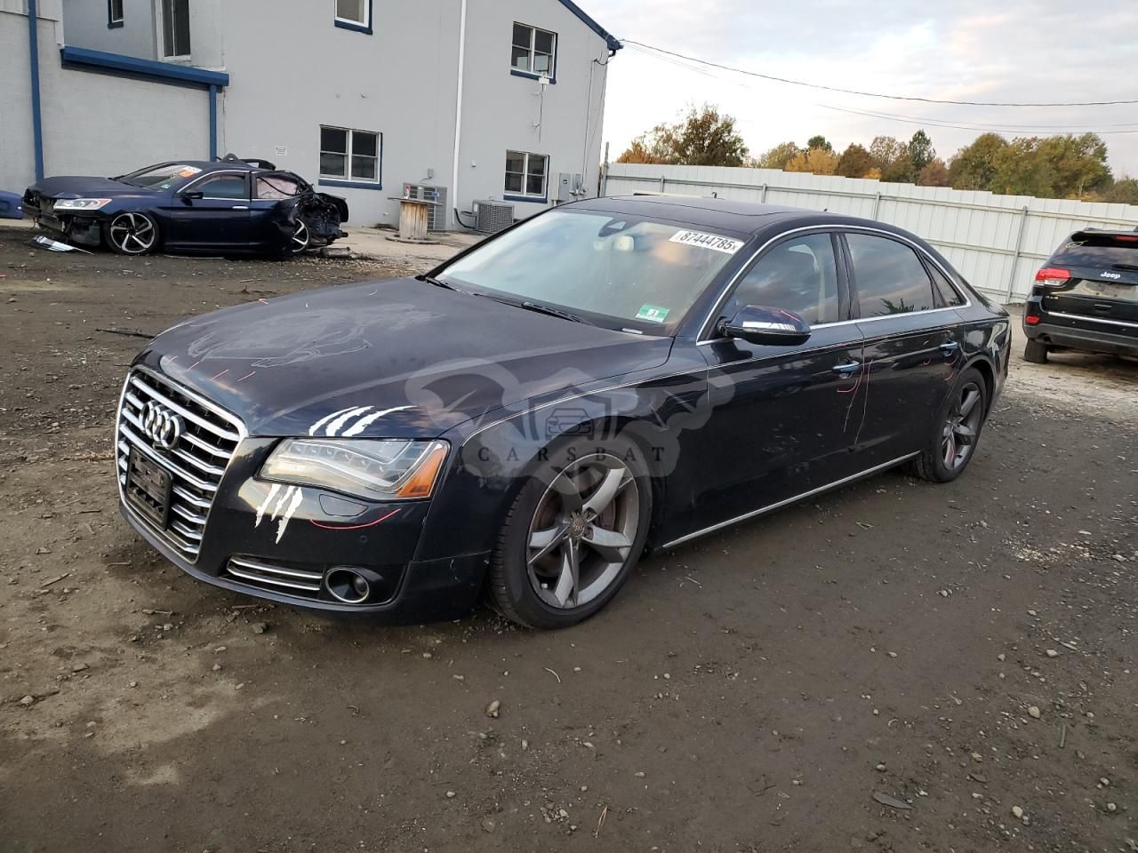 Audi A8 L QUATTRO 4.0L 8 2013