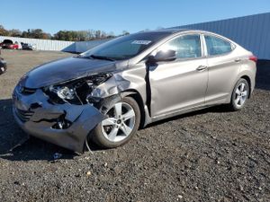 Hyundai Elantra GLS 1.8L 4 2013