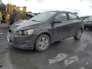 Chevrolet Aveo (Sonic) LT 1.4L 4 2013