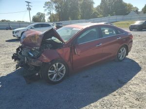 Hyundai Sonata SE 2.4L 4 2013