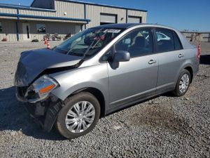 Nissan Versa S 1.8L 4 2011