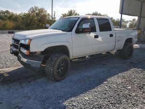 Chevrolet Silverado 1500 K2500 6.0L 8 2004
