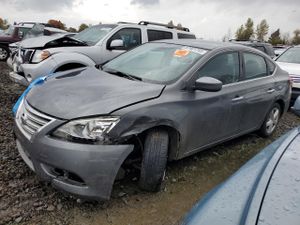 Nissan Sentra S 1.8L 4 2015