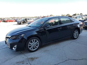 Toyota Avalon BASE 3.5L 6 2013