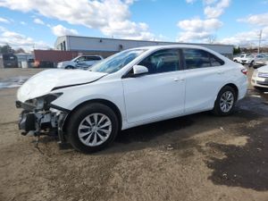 Toyota Camry LE 2.5L 4 2015