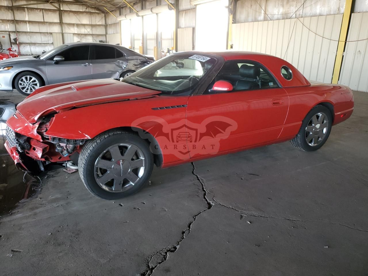 Ford Thunderbird 3.9L 8 2002