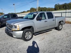 Chevrolet Silverado 1500 C1500 LT 5.3L 8 2010