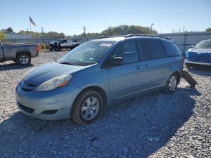 Toyota Sienna CE 3.5L 6 2008