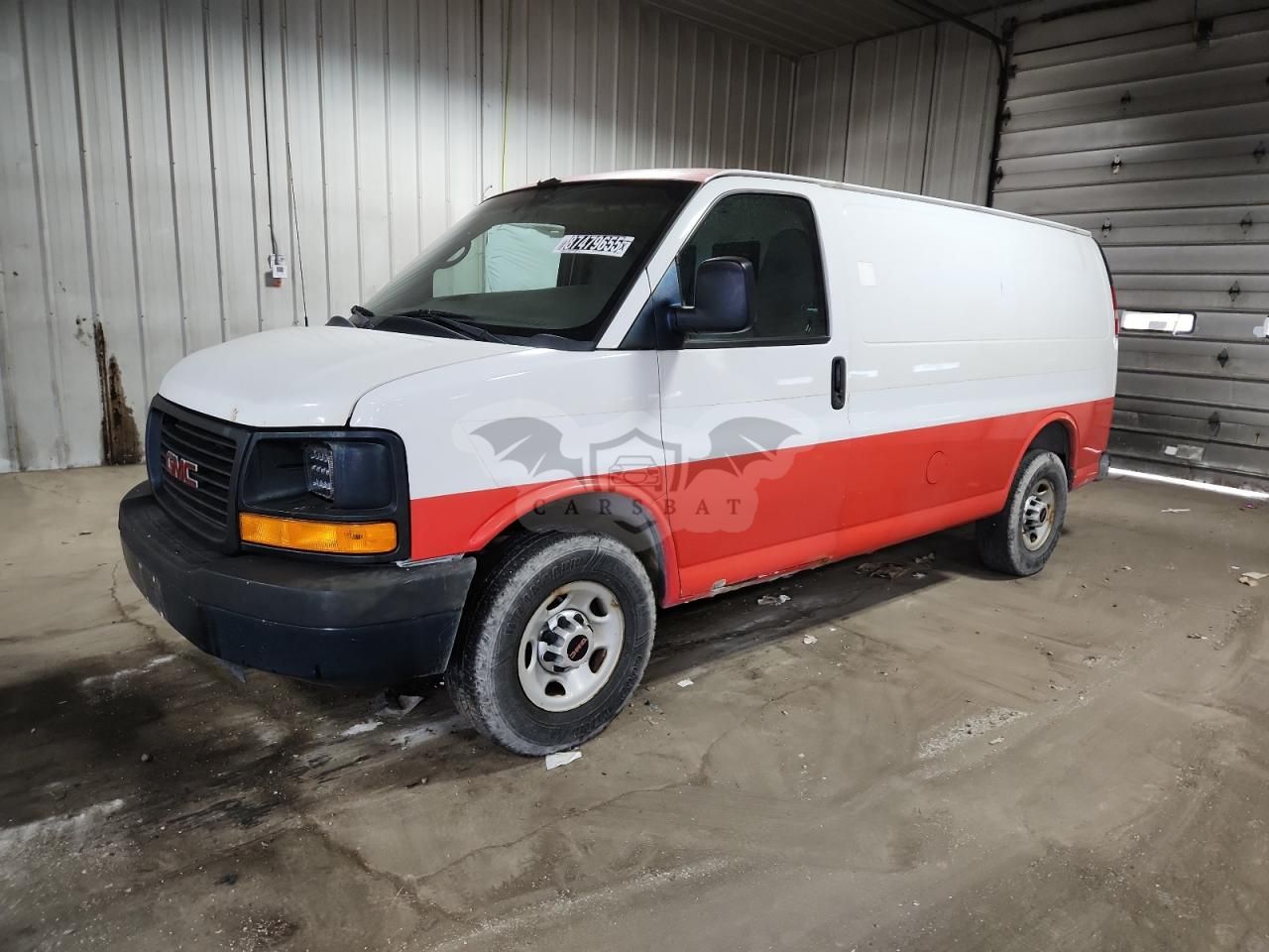 GMC Savana G3500 6.0L 8 2013