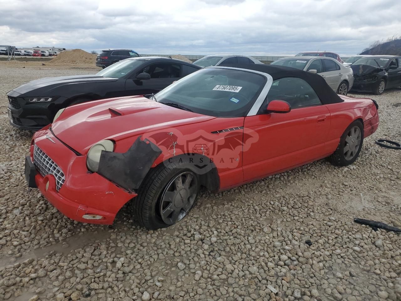 Ford Thunderbird 3.9L 8 2003