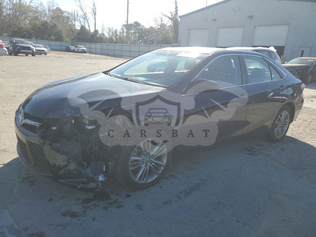 Toyota Camry LE 2.5L  4 2017