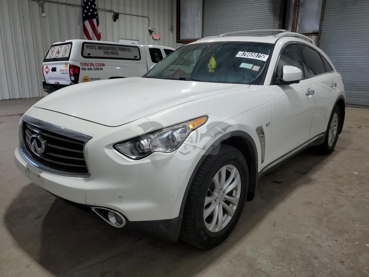 Infiniti QX70 3.7L 6 2014